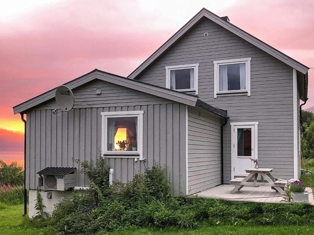 6 Person Holiday Home In Olderdalen Exterior foto